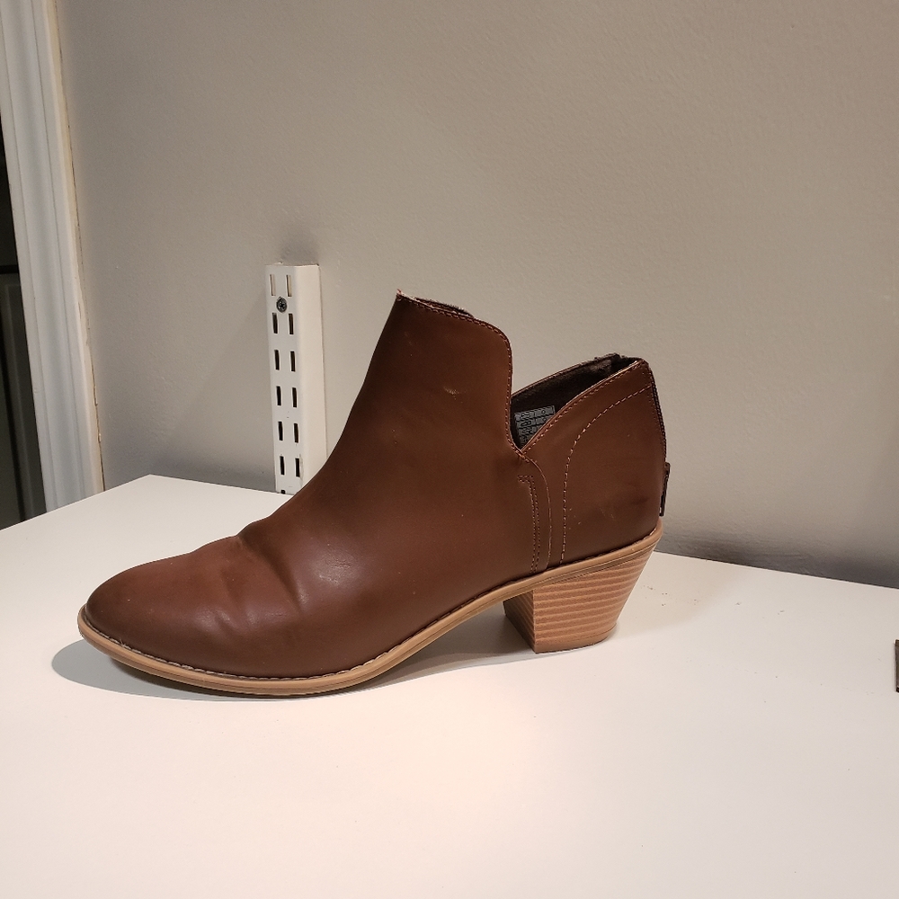 Rocket Dog Brown Ankle Booty Heels